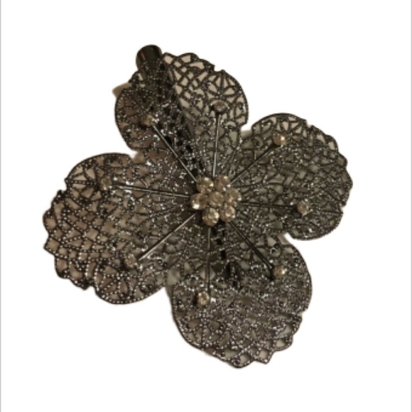 Silver Flower Decorative Hair Clip - Picture 1 of 2